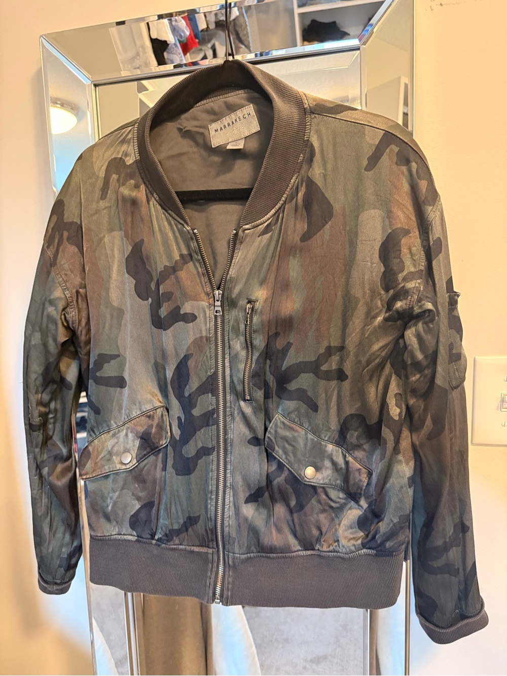 Women’s Camouflage Bomber Jacket - Green Camo